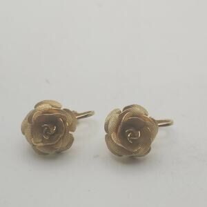 Vintage Gold Tone Rose Flower Clip On Earrings Textured Mesh Floral Retro